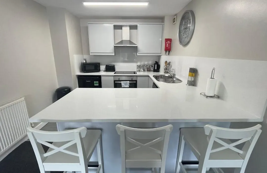 Appartamento Hosted By Ryan - 2 Bedroom