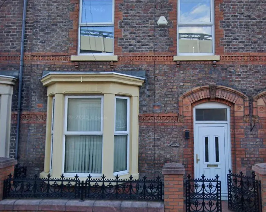 Luxury In Anfield Апартаменты
