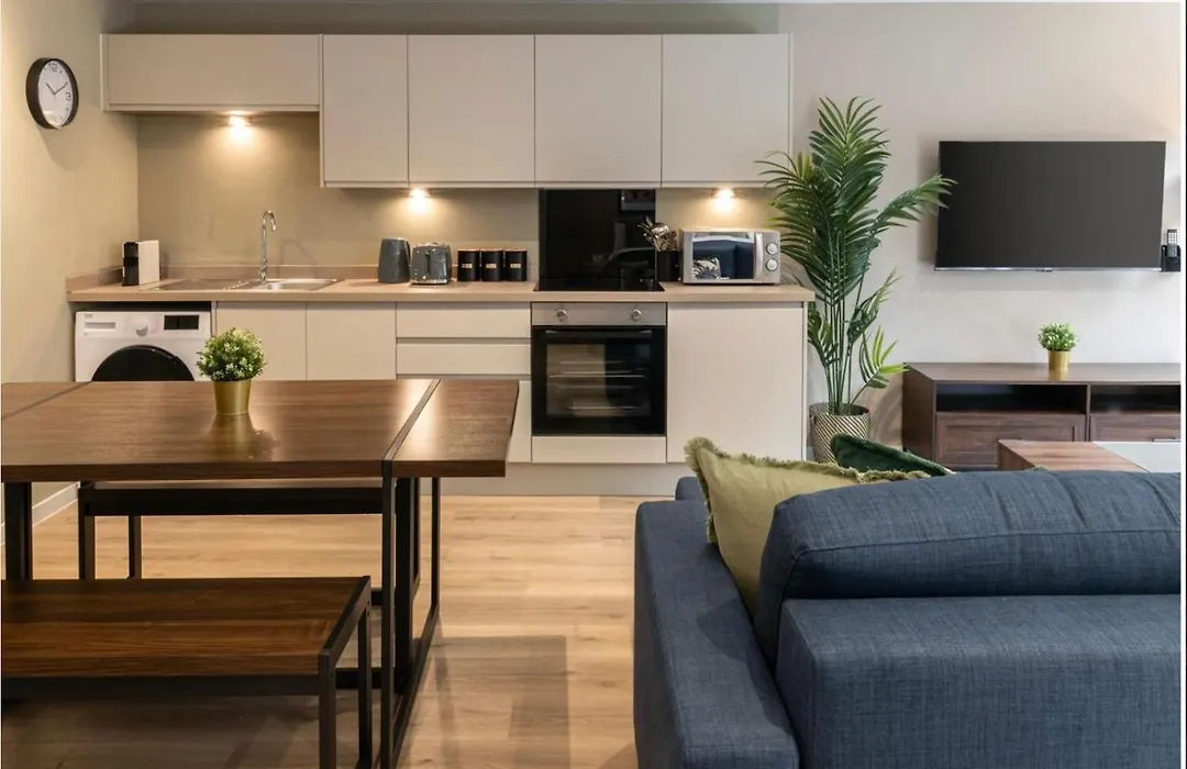 Richmond Row By L3 *